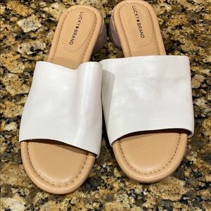 Lucky Brand Women's Cream Slide Sandals